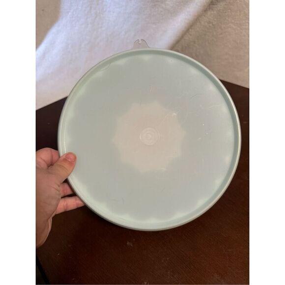 Vintage Tupperware jello mold mint green - Picture 5 of 6